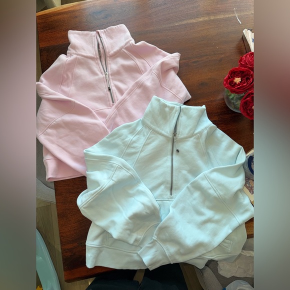 Blue and pink scubas